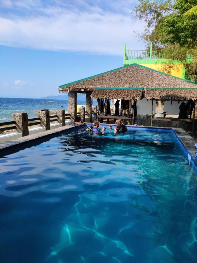 Blue Ribbon Dive Resort Мабини Екстериор снимка