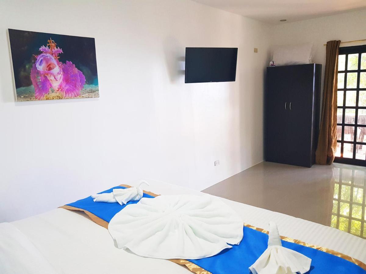 Blue Ribbon Dive Resort Мабини Екстериор снимка